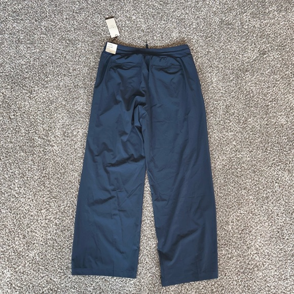 New With Tags CALIA Women's Truelight wide leg pants in ardosia slate, size L - Picture 4 of 7